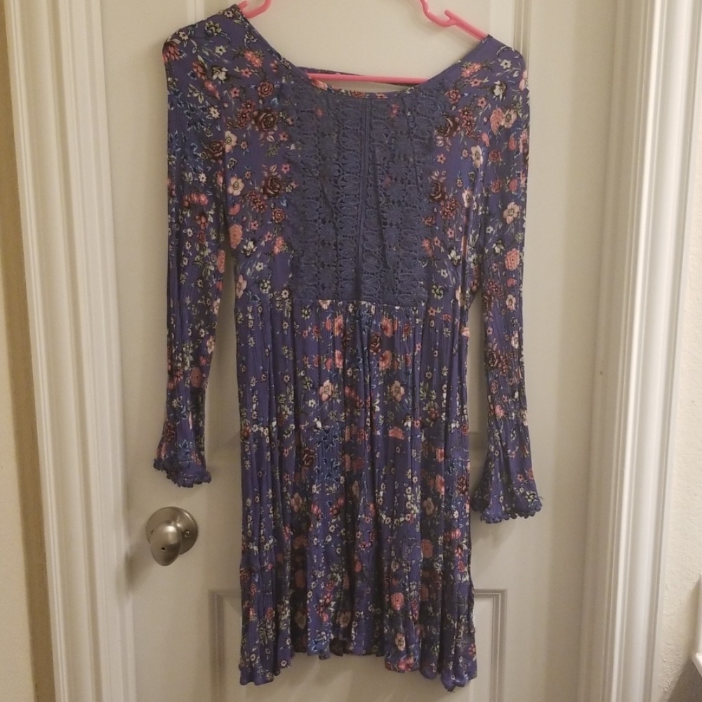 Crinkle fabric dress